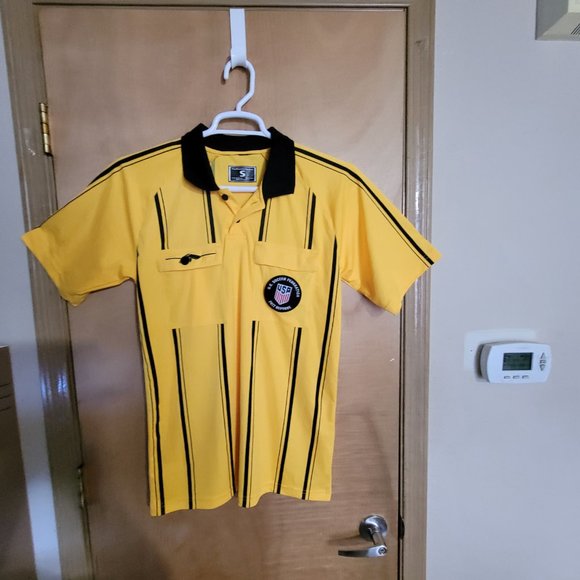 💜Referee Shirt Small Soccer The Whistle Line Brand - Picture 7 of 8